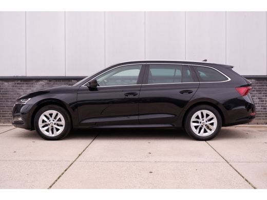 Skoda Octavia Combi 1.5 e-TSI Business Edition | Elek. Trekhaak | Virtual Cockpit | Carplay | LED | Navi ActivLease financial lease