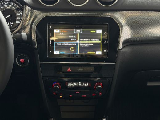 Suzuki Vitara 1.4 BOOSTERJET HYBRID SMART HYBRID STYLE PANORAMA SCHUIFDAK LEER CARPLAY NAVI CAMERA PDC STOELVERW. ActivLease financial lease