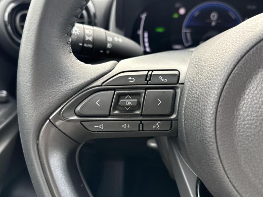 Toyota Yaris 1.5 Hybrid 115 First Edition **KEYLESS/ ADAPTIEVE CRUISE CONTROL/ AUTOMATISCHE DIMLICHTEN/ 36 MAA... ActivLease financial lease