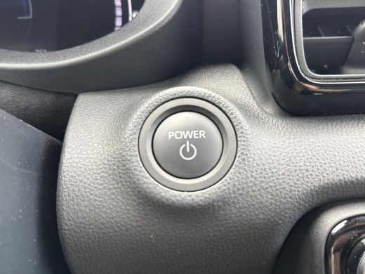 Toyota Yaris 1.5 Hybrid 115 First Edition **KEYLESS/ ADAPTIEVE CRUISE CONTROL/ AUTOMATISCHE DIMLICHTEN/ 36 MAA... ActivLease financial lease