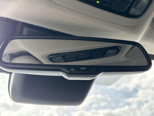 Toyota Yaris 1.5 Hybrid 115 First Edition **KEYLESS/ ADAPTIEVE CRUISE CONTROL/ AUTOMATISCHE DIMLICHTEN/ 36 MAA... ActivLease financial lease