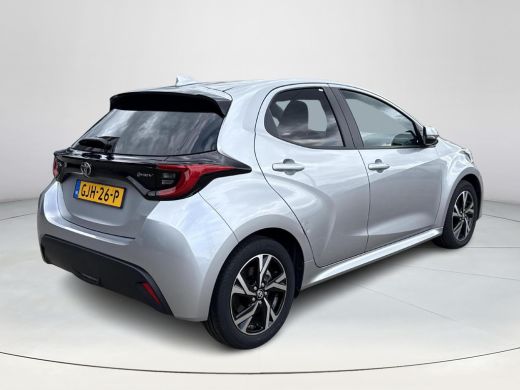 Toyota Yaris 1.5 Hybrid 115 First Edition **KEYLESS/ ADAPTIEVE CRUISE CONTROL/ AUTOMATISCHE DIMLICHTEN/ 36 MAA... ActivLease financial lease