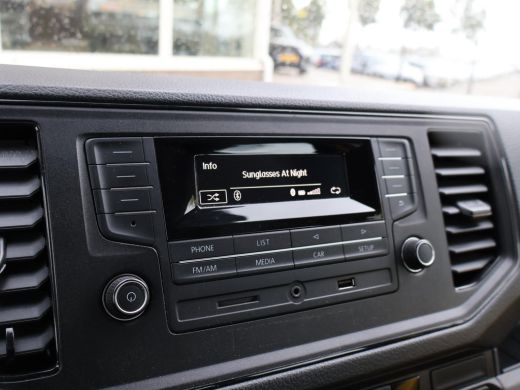 Volkswagen Crafter 2.0 TDI ROLSTOEL AUTO 9-PERS. + 4 ROLSTOELEN *EXCL. BTW* - EURO 6 - LIFT ActivLease financial lease