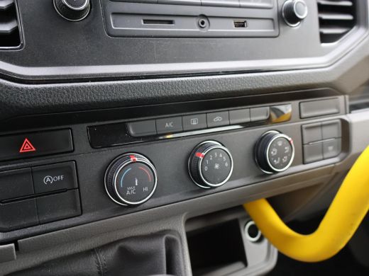 Volkswagen Crafter 2.0 TDI ROLSTOEL AUTO 9-PERS. + 4 ROLSTOELEN *EXCL. BTW* - EURO 6 - LIFT ActivLease financial lease