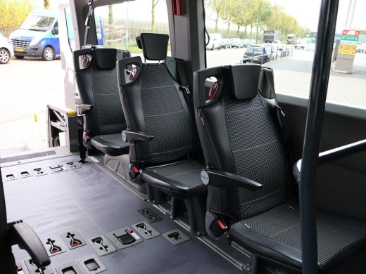 Volkswagen Crafter 2.0 TDI ROLSTOEL AUTO 9-PERS. + 4 ROLSTOELEN *EXCL. BTW* - EURO 6 - LIFT ActivLease financial lease
