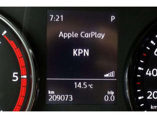 Volkswagen Crafter 35 2.0 TDI 140pk L3H3 (L2H2) DSG-Automaat Comfortline Laadklep 500kg 04-2022 ActivLease financial lease