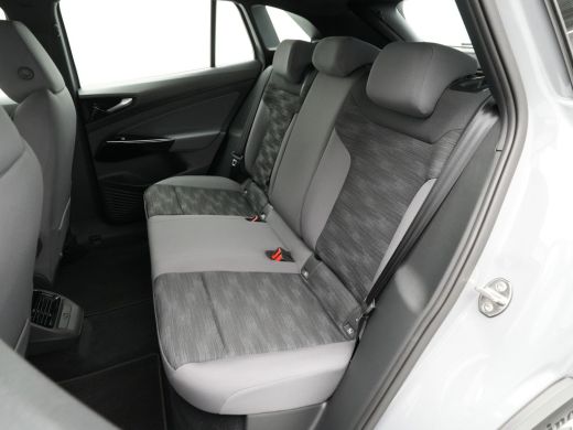 Volkswagen ID.4 Pure 52 kWh Navigatie Pdc Stoelverwarming Acc 260 ActivLease financial lease