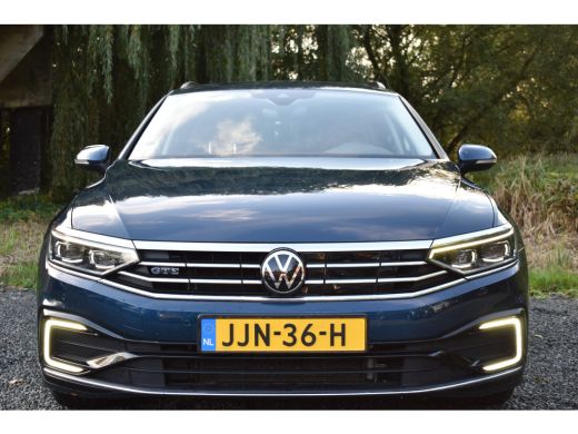 Volkswagen Passat Variant GTE 218PK DSG HYBRID BUSINESS IQ-LIGHT/CAMERA/TREKHAAK ActivLease financial lease