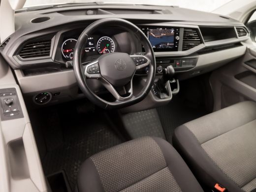 Volkswagen Transporter 2.0 TDI L1H1 28 Highline 150Pk Automaat (APPLE CARPLAY, GROOT NAVI, 3 ZITS, ADAPTIVE CRUISE, PARK... ActivLease financial lease