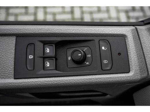 Volkswagen Transporter TDI | L2H1 | Automaat | CarPlay | Navigatie | Cruise | Airco | PDC | Euro 6 ActivLease financial lease