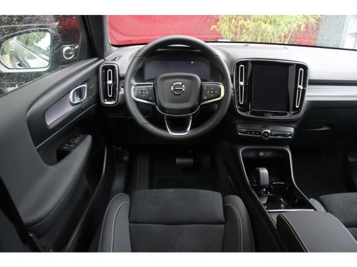 Volvo  EC40 185 kW Single Motor Extended Range RWD Plus Dark | Panoramadak | Harman/Kardon | Pilot Assist | 2... ActivLease financial lease