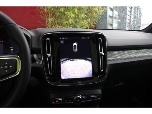 Volvo  EC40 185 kW Single Motor Extended Range RWD Plus Dark | Panoramadak | Harman/Kardon | Pilot Assist | 2... ActivLease financial lease