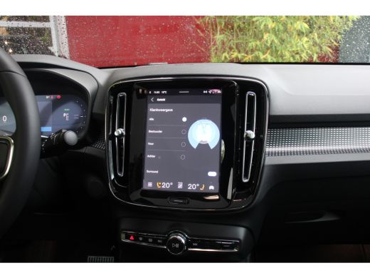 Volvo  EC40 185 kW Single Motor Extended Range RWD Plus Dark | Panoramadak | Harman/Kardon | Pilot Assist | 2... ActivLease financial lease