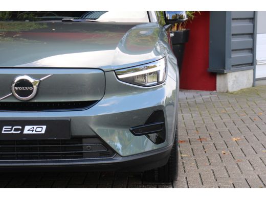 Volvo  EC40 185 kW Single Motor Extended Range RWD Plus Dark | Panoramadak | Harman/Kardon | Pilot Assist | 2... ActivLease financial lease