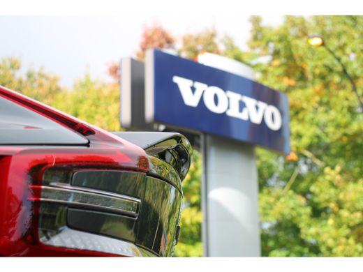 Volvo  EC40 185 kW Single Motor Extended Range RWD Plus Dark | Panoramadak | Harman/Kardon | Pilot Assist | 2... ActivLease financial lease