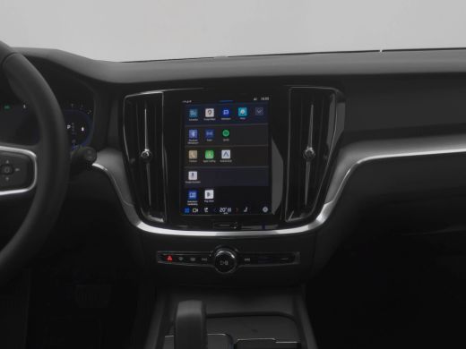 Volvo  V60 B3 Essential Edition | Adaptive Cruise | BLIS | Trekhaak | Stoelverwarming | Google | 18" ActivLease financial lease