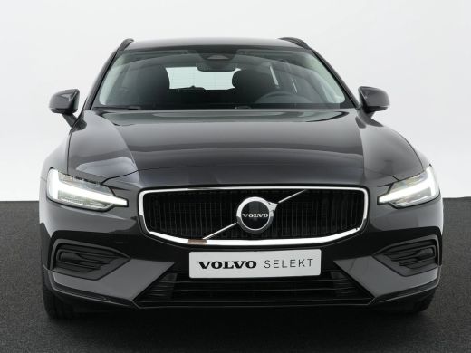 Volvo  V60 B3 Essential Edition | Adaptive Cruise | BLIS | Trekhaak | Stoelverwarming | Google | 18" ActivLease financial lease