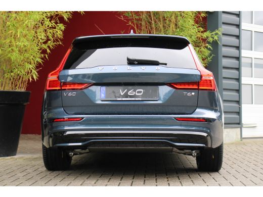 Volvo  V60 T6 AWD Plug-in Hybrid Plus Dark | Panoramadak | Memory | Harman/Kardon | 360 Camera | Head-up dis... ActivLease financial lease