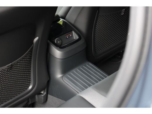 Volvo  V60 T6 AWD Plug-in Hybrid Plus Dark | Panoramadak | Memory | Harman/Kardon | 360 Camera | Head-up dis... ActivLease financial lease