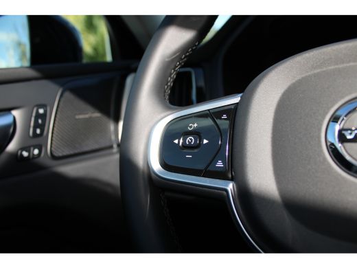 Volvo  XC60 2.0 T6 Plug-in hybrid AWD Ultra Dark ActivLease financial lease