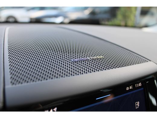 Volvo  XC60 2.0 T6 Plug-in hybrid AWD Ultra Dark ActivLease financial lease