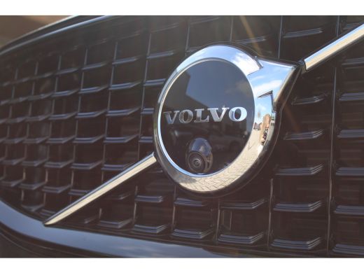 Volvo  XC60 2.0 T6 Plug-in hybrid AWD Ultra Dark ActivLease financial lease