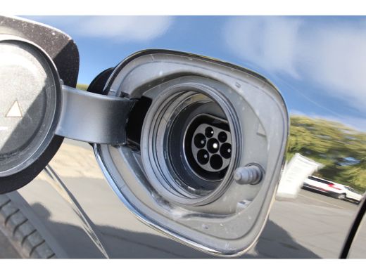 Volvo  XC60 2.0 T6 Plug-in hybrid AWD Ultra Dark ActivLease financial lease