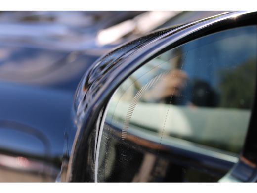 Volvo  XC60 2.0 T6 Plug-in hybrid AWD Ultra Dark ActivLease financial lease