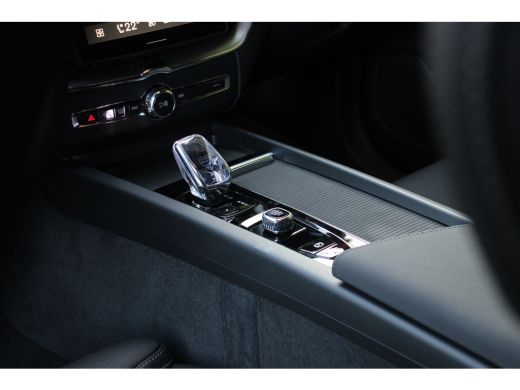 Volvo  XC60 2.0 T8 Plug-in hybrid AWD Ultra Black Edition | Luchtvering | Bowers&Wilkins | Massage | Panorama... ActivLease financial lease