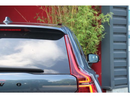 Volvo  XC60 2.0 T8 Plug-in hybrid AWD Ultra Black Edition | Luchtvering | Bowers&Wilkins | Massage | Panorama... ActivLease financial lease