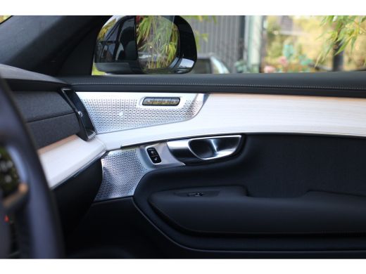 Volvo  XC90 2.0 T8 Plug-in hybrid AWD Ultra Black Edition | Luchtvering | Bowers&Wilkins | Panoramadak | 360 ... ActivLease financial lease