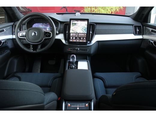 Volvo  XC90 2.0 T8 Plug-in hybrid AWD Ultra Black Edition | Luchtvering | Bowers&Wilkins | Panoramadak | 360 ... ActivLease financial lease