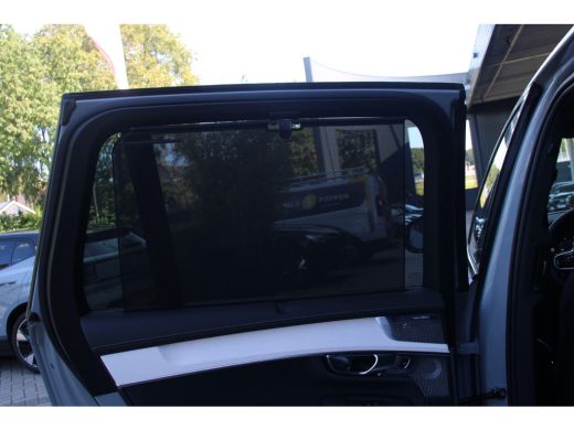 Volvo  XC90 2.0 T8 Plug-in hybrid AWD Ultra Black Edition | Luchtvering | Bowers&Wilkins | Panoramadak | 360 ... ActivLease financial lease