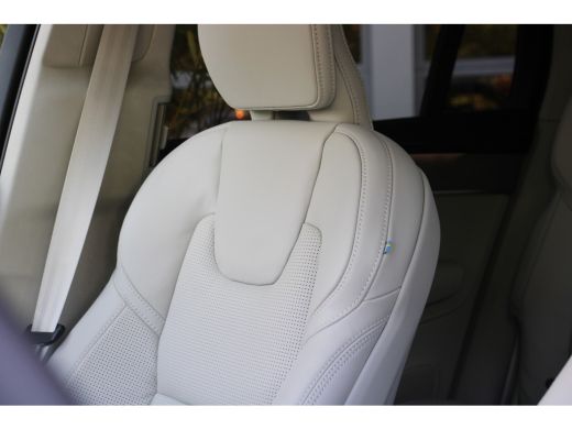 Volvo  XC90 2.0 T8 Plug-in hybrid AWD Ultra Bright | Luchtvering | Bowers&Wilkins | Massage | 22" Velgen | Pi... ActivLease financial lease
