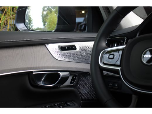 Volvo  XC90 2.0 T8 Plug-in hybrid AWD Ultra Bright | Luchtvering | Trekhaak | Bowers&Wilkins | Massage | Pano... ActivLease financial lease