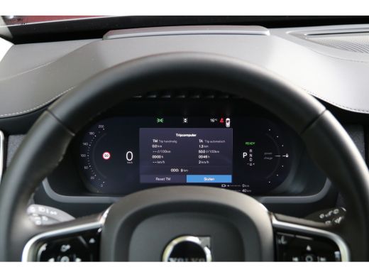 Volvo  XC90 T8 AWD Plug-in Hybrid Ultra Bright | Trekhaak | 360 Camera | Luchtvering | Harman/Kardon | Head-up ActivLease financial lease