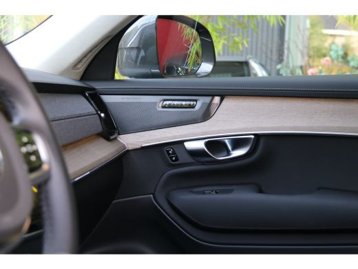 Volvo  XC90 T8 AWD Plug-in Hybrid Ultra Bright | Trekhaak | 360 Camera | Luchtvering | Harman/Kardon | Head-up ActivLease financial lease