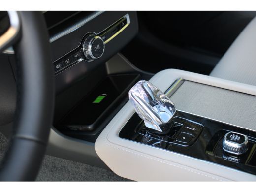 Volvo  XC90 Ultra Bright Recharge Plug-In Hybrid AWD | Full Option! | Luchtvering | Bowers&Wilkins | Panorama... ActivLease financial lease