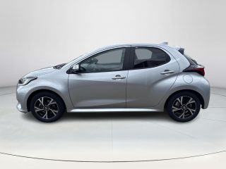 Toyota Yaris 1.5 Hybrid 115 First Edition **KEYLESS/ ADAPTIEVE CRUISE CONTROL/ AUTOMATISCHE DIMLICHTEN/ 36 MAA...