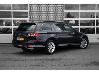 Volkswagen Passat Variant 1.4 TSI PHEV GTE Business 218pk | Panorama dak | Privacy glass | Navigatie | App connect ...