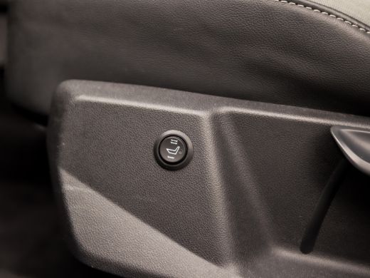 Audi A1 Sportback Sportback 30 TFSI S-Line Edition One Automaat (2X S-LINE, APPLE CARPLAY, CLIMATE, CAMERA, LEDER, ... ActivLease financial lease