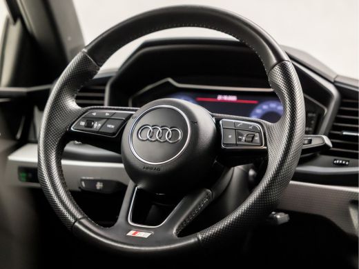 Audi A1 Sportback Sportback 30 TFSI S-Line Edition One Automaat (2X S-LINE, APPLE CARPLAY, CLIMATE, CAMERA, LEDER, ... ActivLease financial lease