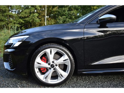 Audi A3 Sportback 2.0 TFSI S3 QUATTRO 310PK S-TRON S3-SPORT CAMERA/LEDER/CARPLAY ActivLease financial lease