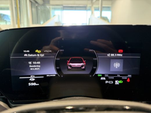 Audi A6 Avant e-tron Avant e-tron Advanced edition performance 100 kWh | Tech Plus | Sportstoelen | 367 pk ActivLease financial lease