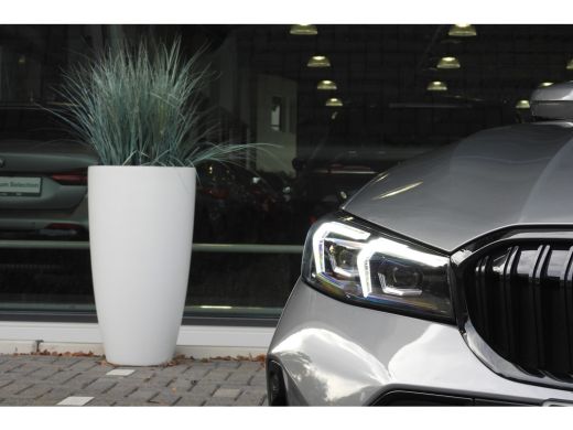 BMW 3 Serie Touring 330i M Sport Automaat / Panoramadak / Sportstoelen / Achteruitrijcamera / Adaptieve LED /... ActivLease financial lease