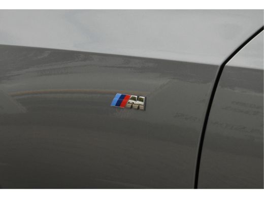 BMW 3 Serie Touring 330i M Sport Automaat / Panoramadak / Sportstoelen / Achteruitrijcamera / Adaptieve LED /... ActivLease financial lease