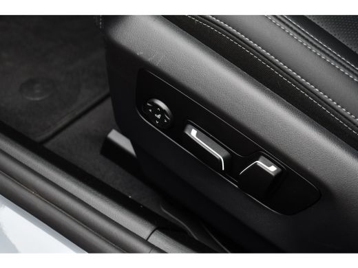 BMW 5 Serie Touring 520i M-Sport Pano Trekh ACC 360 B&W HUD 21inch Stoelventilatie ActivLease financial lease