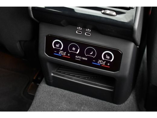 BMW 5 Serie Touring 520i M-Sport Pano Trekh ACC 360 B&W HUD 21inch Stoelventilatie ActivLease financial lease