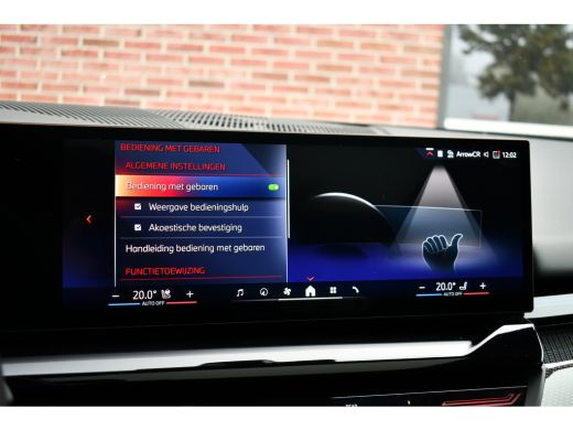 BMW 5 Serie Touring 520i M-Sport Pano Trekh ACC 360 B&W HUD 21inch Stoelventilatie ActivLease financial lease