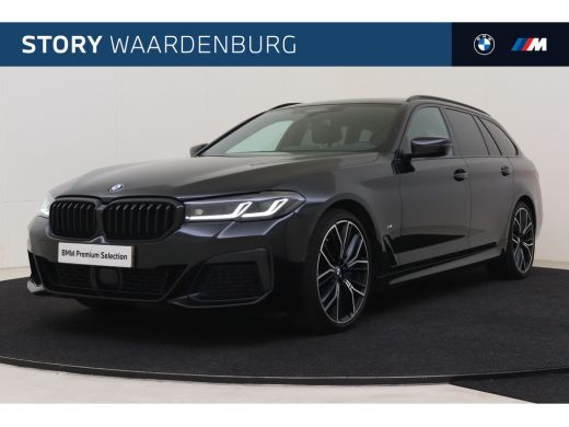 BMW 5 Serie Touring 540i xDrive High Executive M Sport Automaat / Trekhaak / Sportstoelen / Achteruitrijcamer... BMW 5 Serie Touring 540i xDrive High Executive M Sport Automaat / Trekhaak / Sportstoelen / Achteruitrijcamer...